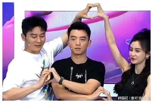 娱乐吃瓜主播真假对比图,揭秘娱乐吃瓜主播的神秘面纱